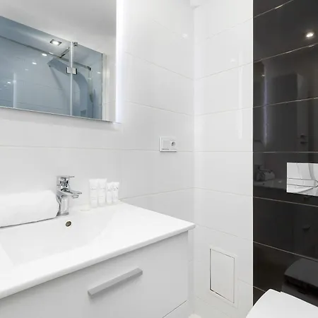 Apartamento Nowoczesne W Spokojnej Okolicy W Gdyni By Renters Gdynia