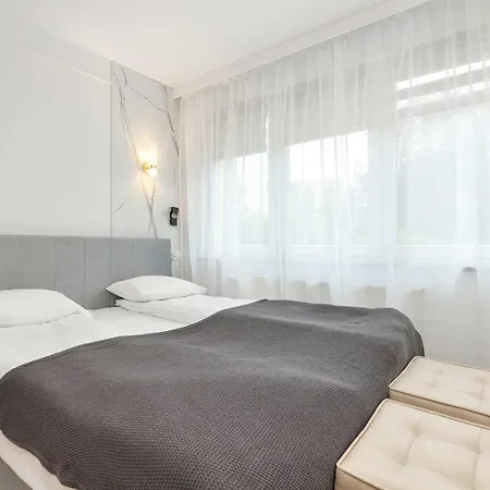 Nowoczesne W Spokojnej Okolicy W Gdyni By Renters